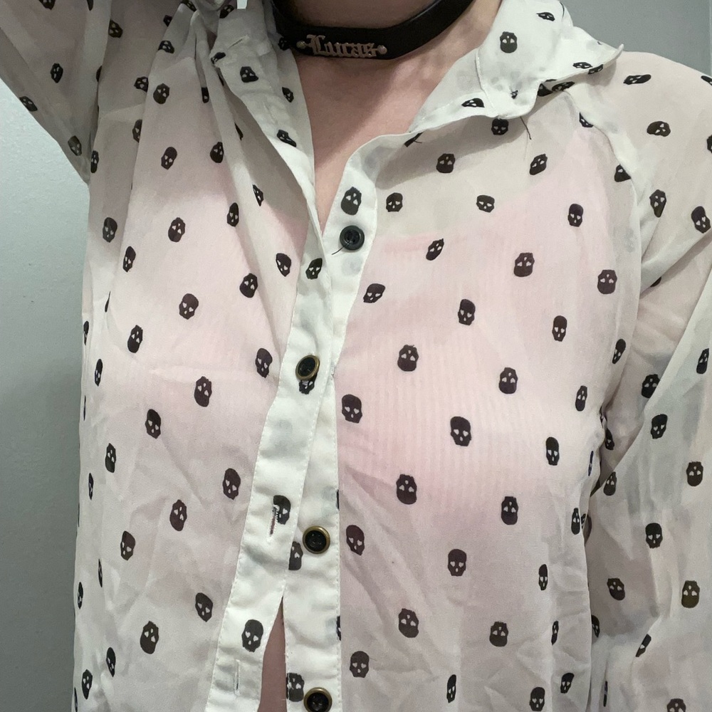 Skull Button Up - Picture 2 of 3